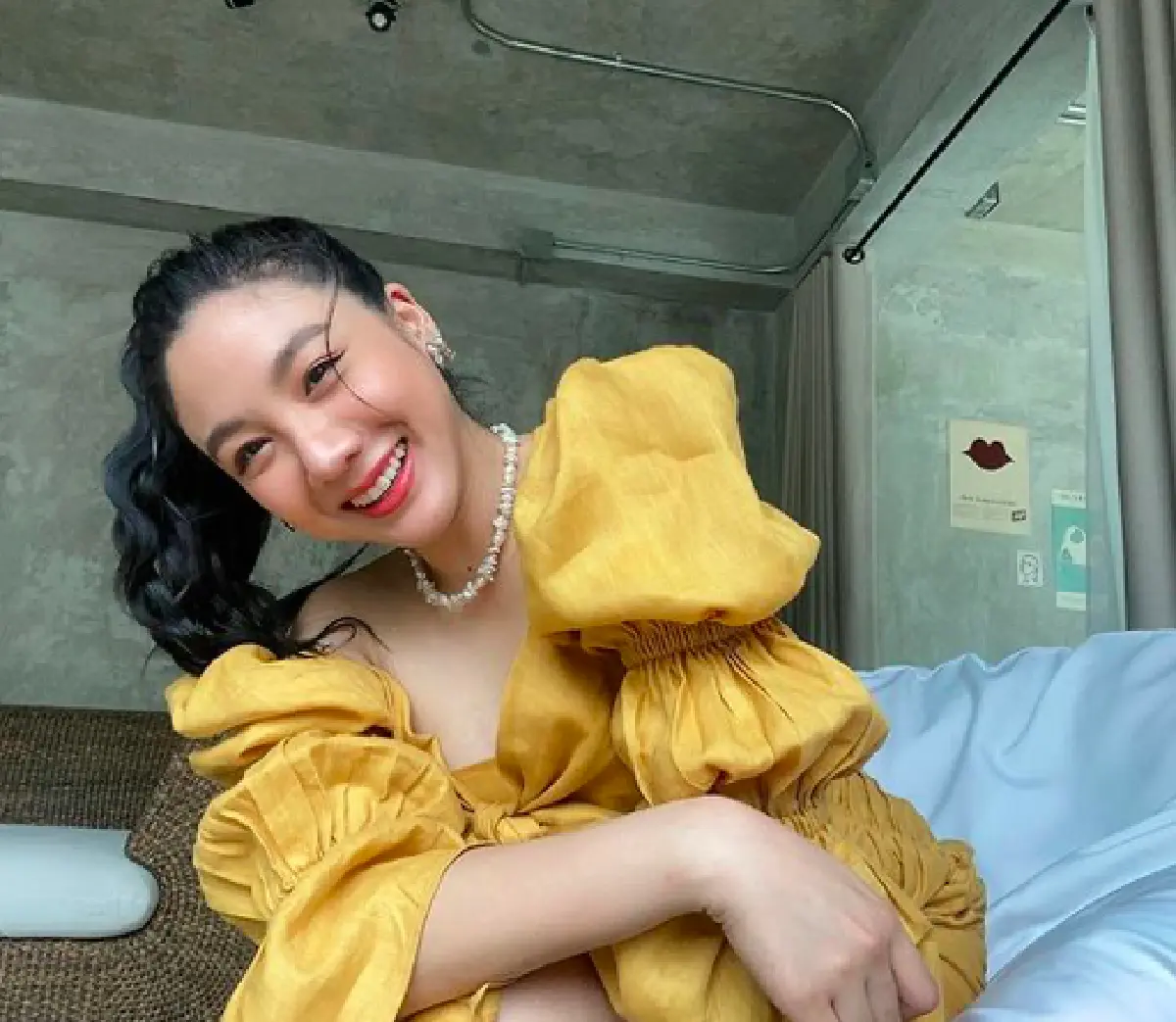  ย้อนคำตอบ "ใบเตย พรพจี" เอ่ยถึงหวานใจ "ผู้กำกับโจ้" เค้าเป็นคนซื่อมาก! 