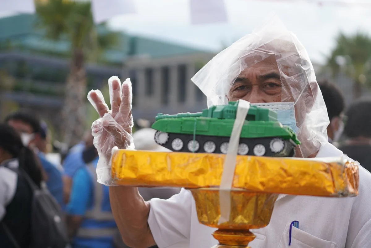 ภาพชุดม็อบทะลุฟ้าจัดอภิปรายนอกสภา