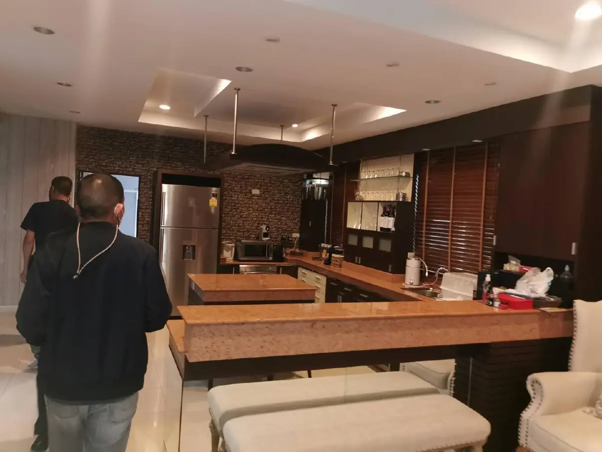 เปิดบ้านพักสุดหรูผกก.โจ้คนดังระดับ5ดาวตั้งอยู่กลางกรุงเนื้อที่5ไร่