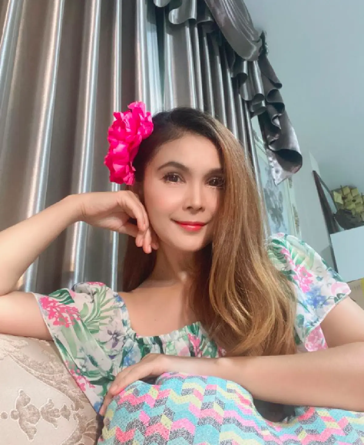 “ฝน ธนสุนธร” กลั้นน้ำตาไม่อยู่! ถูกแฟนสาว “เอ” ทำเซอร์ไพรส์ขอแต่งงาน