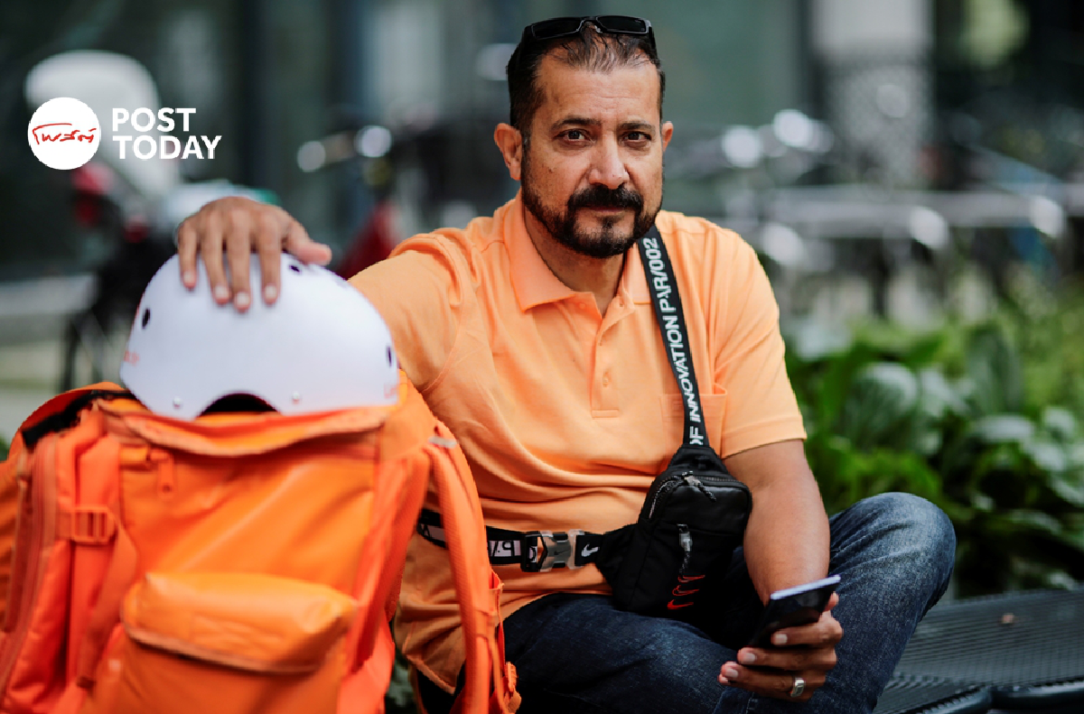 รัฐมนตรีอัฟกันเริ่มต้นชีวิตใหม่ ปั่นจักรยานส่งของในเยอรมนี