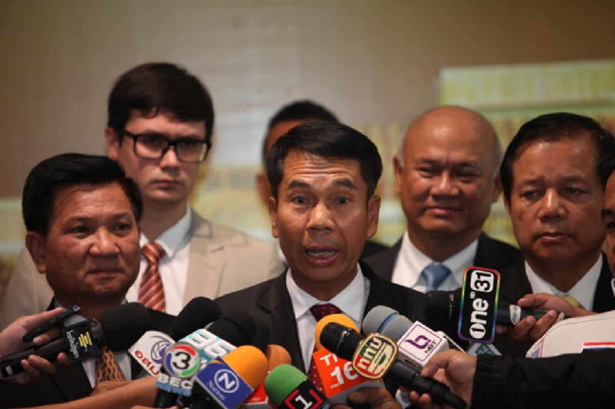 ลุยซักฟอก "บิ๊กตู่-อนุทิน" 3 วันรวด "สุทิน"รับอาจถูกใช้เป็นเครื่องมือรัฐบาลเลื่อยขากันเอง ลุยซักฟอก "บิ๊กตู่-อนุทิน" 3 วันรวด "สุทิน"รับอาจถูกใช้เป็นเครื่องมือรัฐบาลเลื่อยขากันเอง