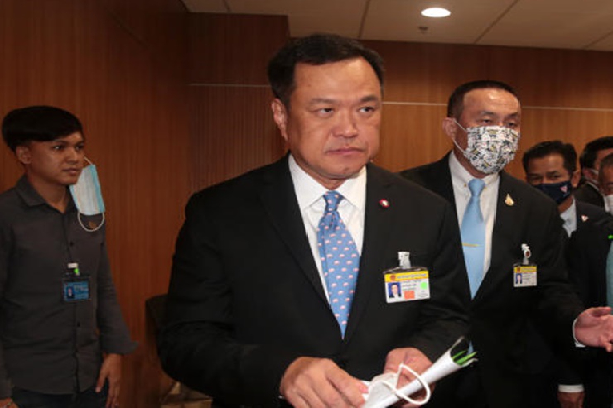 "อนุทิน" เผย "บิ๊กป้อม"บอก "เชื่อพี่คนเดียว" ย้ำสัมพันธ์รัฐบาลแน่น "อนุทิน" เผย "บิ๊กป้อม"บอก "เชื่อพี่คนเดียว" ย้ำสัมพันธ์รัฐบาลแน่น