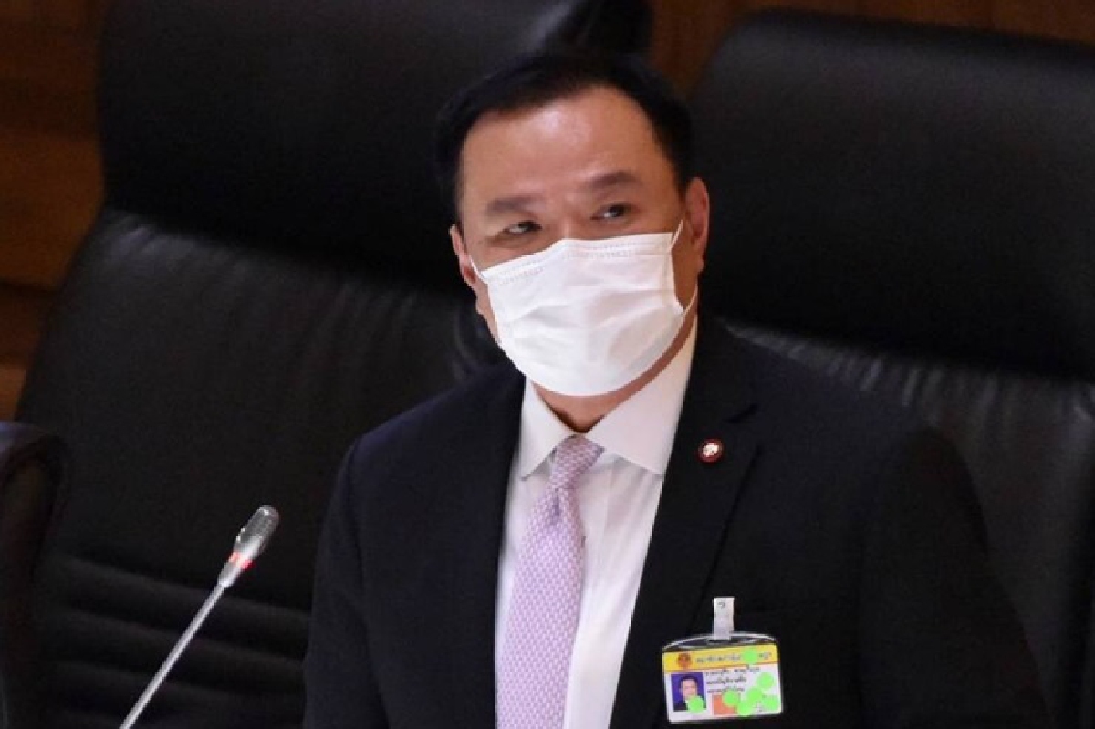 "เสี่ยหนู"โต้ ฝ่ายค้าน อภิปรายข้อมูลเก่า-ทำใบเสร็จวัคซีนเอง "เสี่ยหนู"โต้ ฝ่ายค้าน อภิปรายข้อมูลเก่า-ทำใบเสร็จวัคซีนเอง