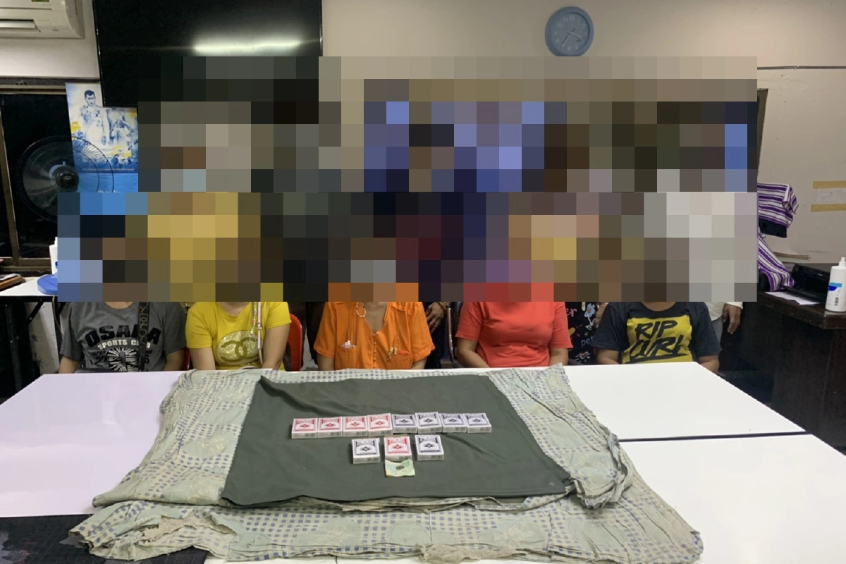 ตำรวจบุกจับไพ่แคงรวบ10นักพนันฝืนคำสั่งคุมโควิด