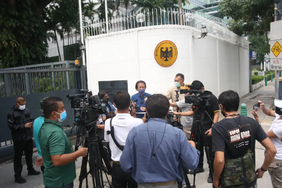 "หมอทศพร"ร้องขอวัคซีนโควิดจากเยอรมันอัดรัฐบาลไร้ความสามารถ