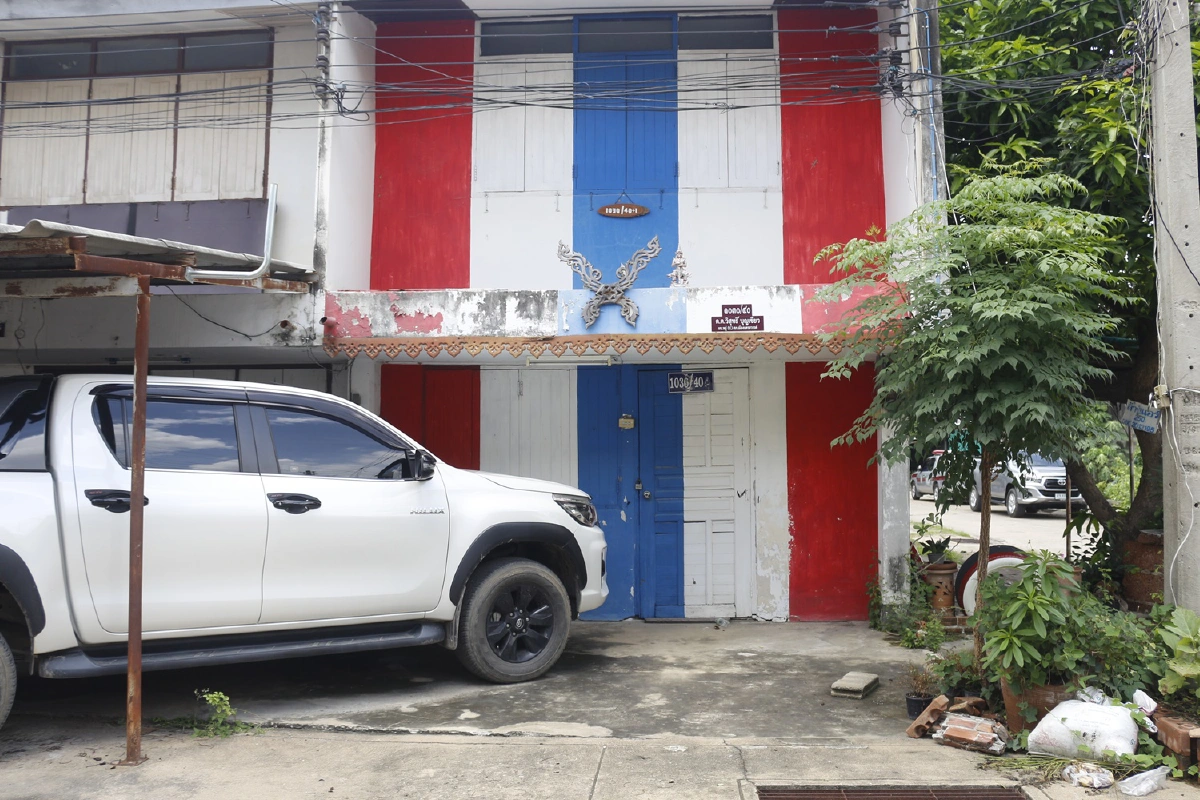 ตำรวจลุยค้นรังผกก.โจ้ถุงคลุมดำ-บ้านพักลูกน้องหาหลักฐานเพิ่ม