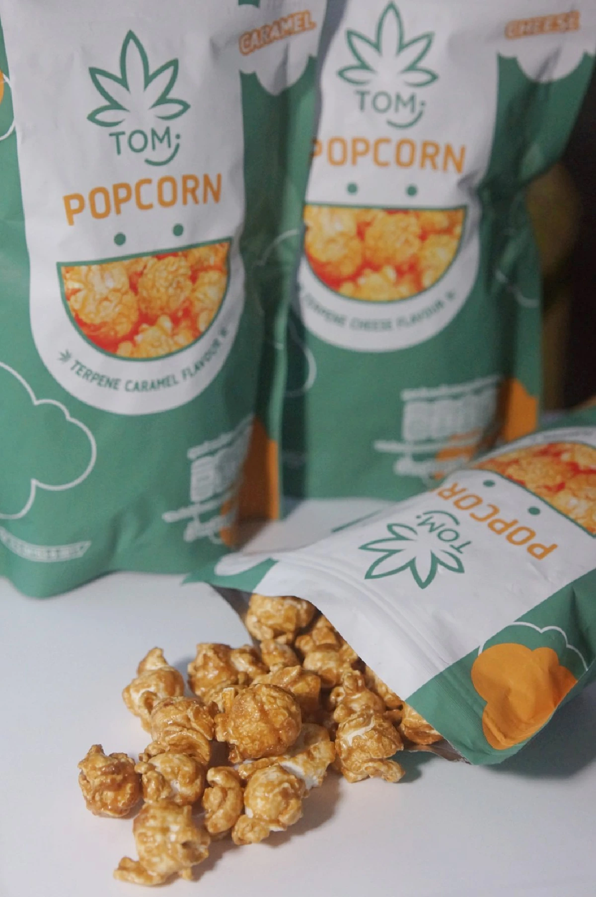 TOM Relax Snack ขนมสายเขียว มิติใหม่ของขบเคี้ยวจากกัญชง