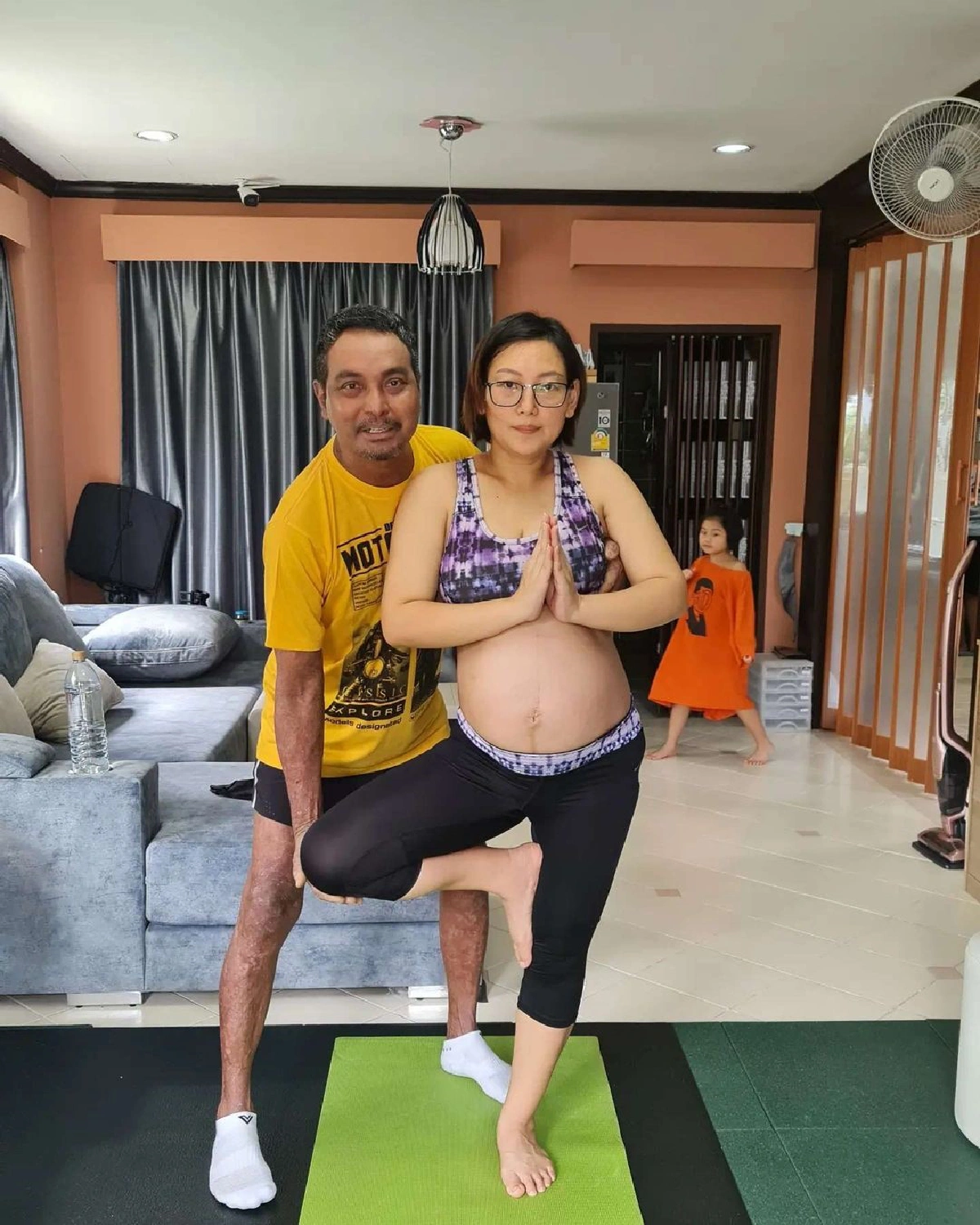 “วินัย ไกรบุตร” เผยภรรยาท้องลูกคนที่ 3 แล้ว โรคตุ่มน้ำพองไม่ส่งผลต่อลูก 