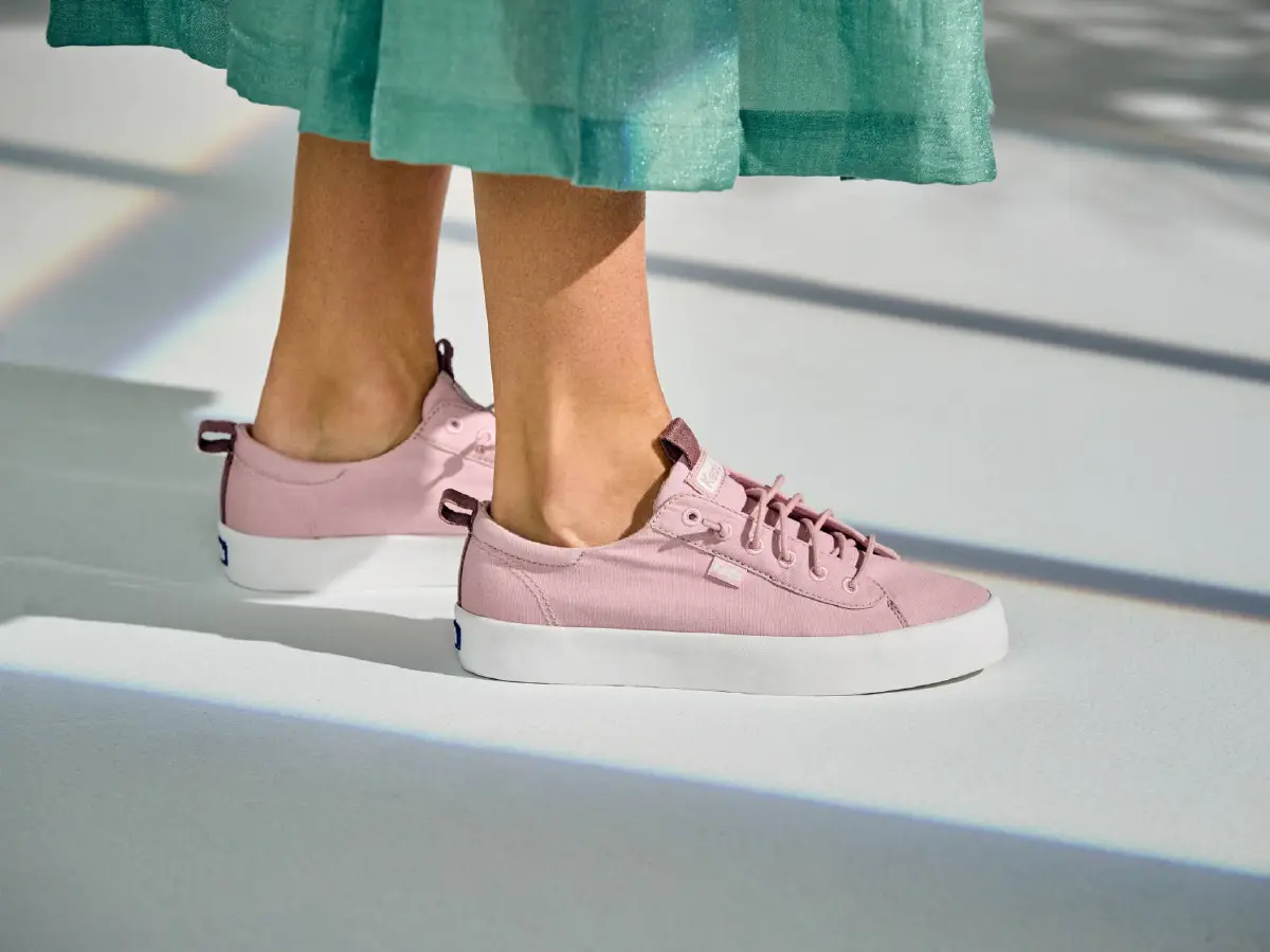 สนีกเกอร์รุ่นใหม่แกะกล่อง Keds Kick back คอลเลคชั่น Autumn/ Winter 2021