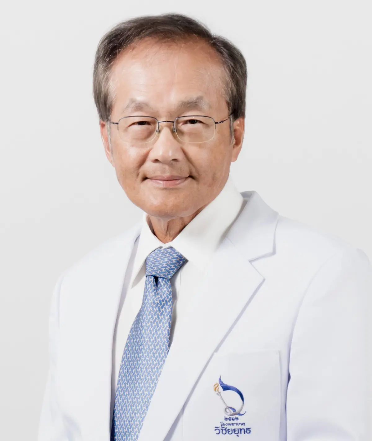 หมอมนูญ เผยเตรียมใช้ยาแอนติบอดี ค็อกเทล หรือยาภูมิคุ้มกันลบล้างฤทธิ์ รักษาผู้ป่วยโควิด-19 กลุ่มผู้สูงอายุและผู้มีโรคประจำตัว