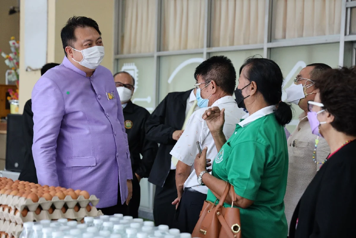 ‘ลุงป้อม’ห่วงใยชาวแฟลตดินแดง สั่ง‘รมว.เฮ้ง’