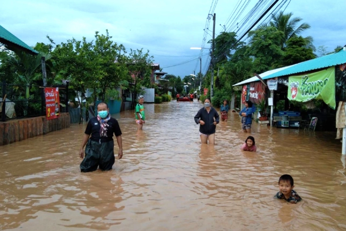 หล่มสักอ่วม! ชุมชนริมน้ำ 2 เทศบาลฯจมบาดาล