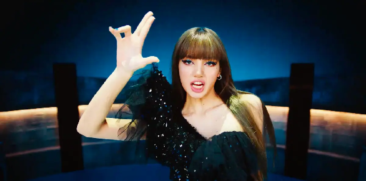 "ลิซ่า BLACKPINK" เผาผลาญแคลอรีไปกับการเต้น เท่ากับวิ่งรอบโลกได้ 3.6 รอบ 