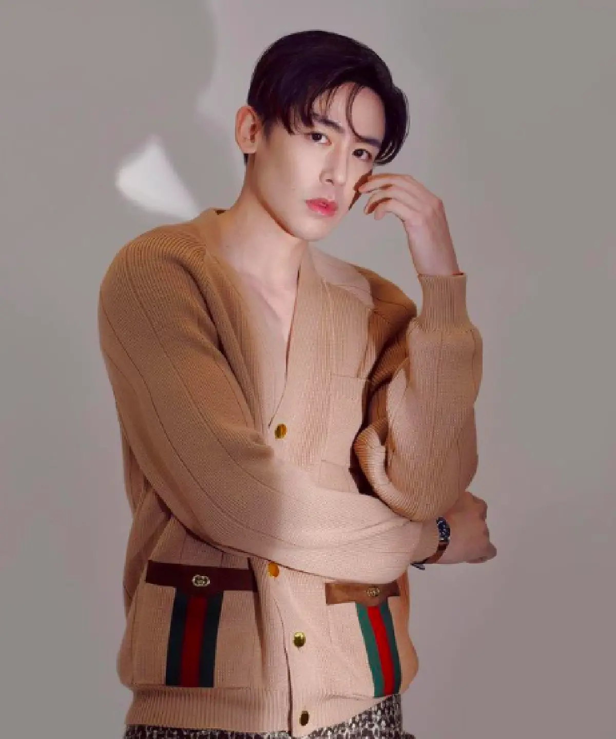 ร้อนระอุทั่วโลกทวิตเตอร์ #แบนมดดำ หลังมีการเปรียบเทียบ “แบมแบม-ลิซ่า-นิชคุณ”