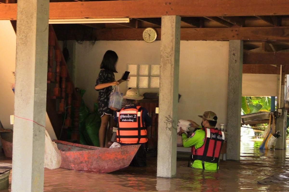 "หล่มสัก"ยังวิกฤตหลายพื้นที่ถูกน้ำท่วมหนักสังเวยแล้ว1ศพ
