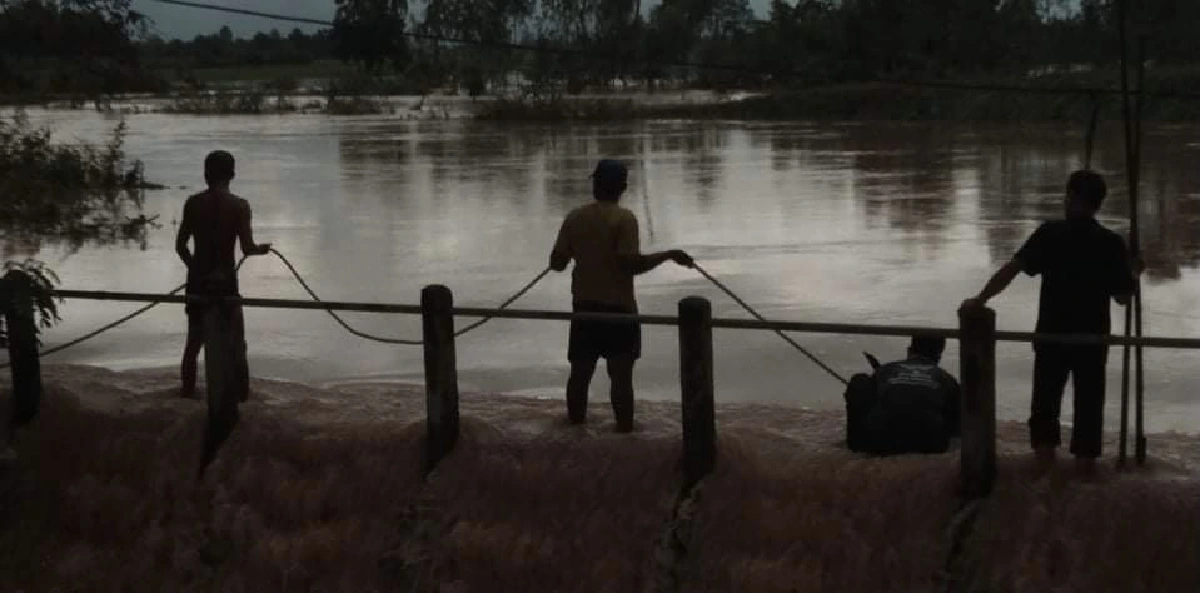 เตือนภาคอีสานระวังน้ำท่วมฉับพลันน้ำป่าถล่มพิษพายุโกนเซิน