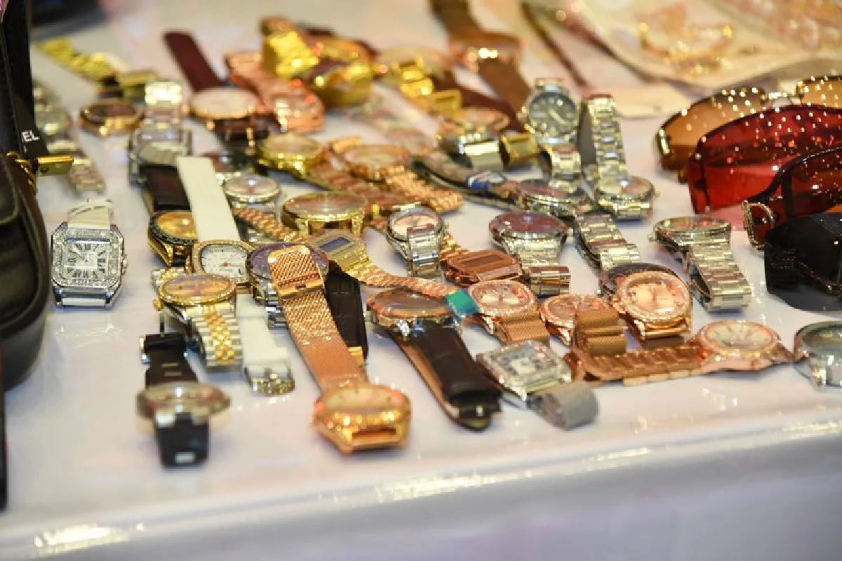 ‘พาณิชย์’ โชว์ทำลายสินค้าเถื่อนเฉียด 6 แสนชิ้น มูลค่ากว่า 500 ลบ.