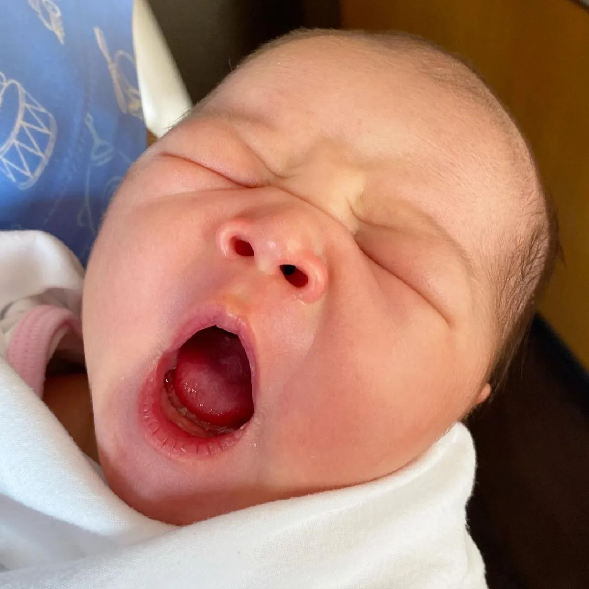 เผยภาพชัดๆ “น้องมาริน” ลูกสาว “มิว นิษฐา-ไฮโซเซนต์” แก้มยุ้ยจิ้มลิ้มมาก