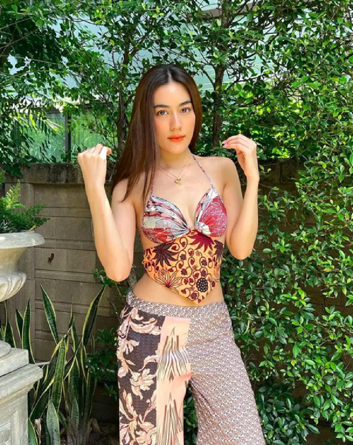 “คิมเบอร์ลี่” ปังมาก! ทำผมใหม่บ๊อบสั้นแสกกลาง "หมาก ปริญ” ถึงกับชวนตรวจ DNA 