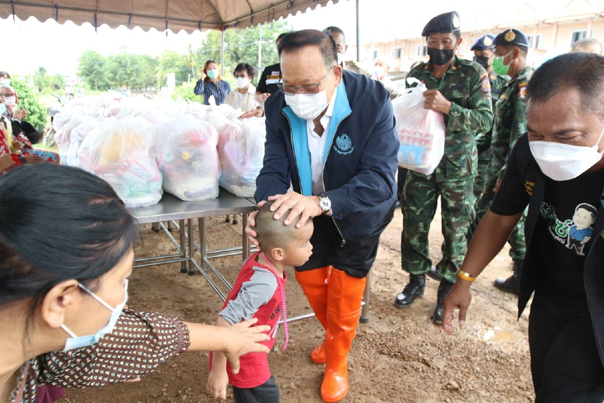 นายกฯ มอบ รมช.คลัง ดูแลน้ำท่วมเพชรบูรณ์