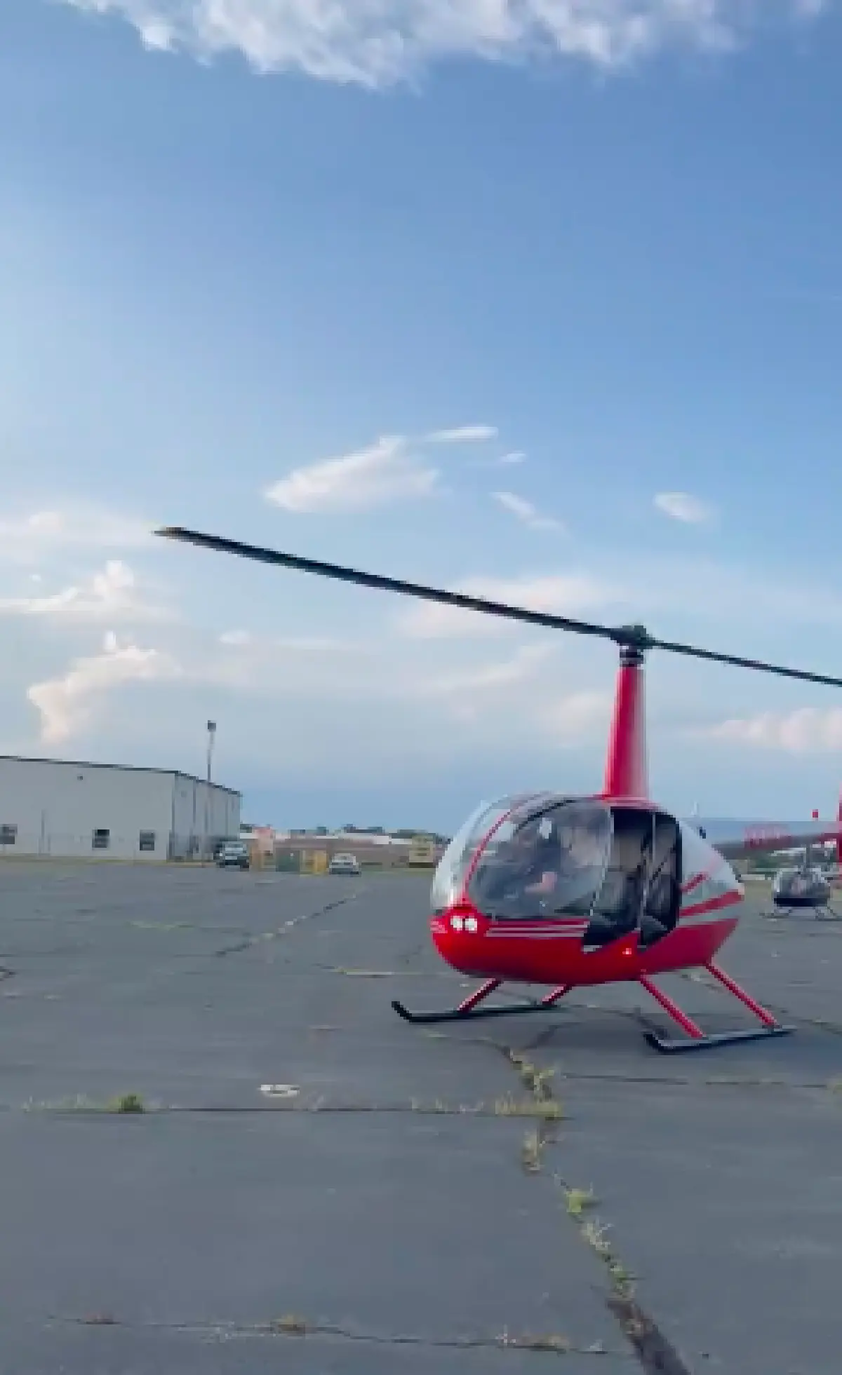 "พลอย เฌอมาลย์" ควง “คลอดีน” ฉลองวันเกิดด้วยการนั่งเฮลิคอปเตอร์ชมวิวนิวยอร์ก