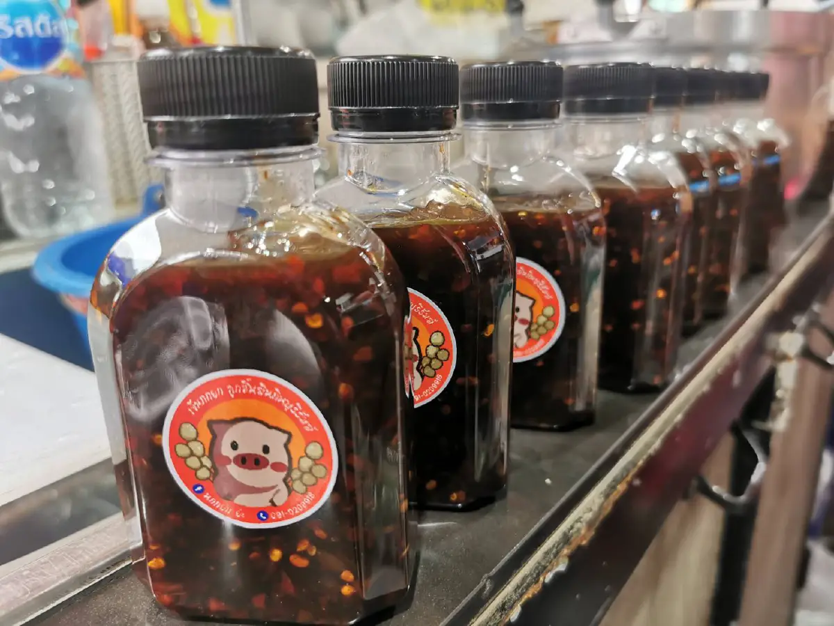 ลูกชิ้นยืนกินออเดอร์ล้นต่างขอบคุณ"ลิซ่า"ปลุกศก.รากหญ้าคึกคัก