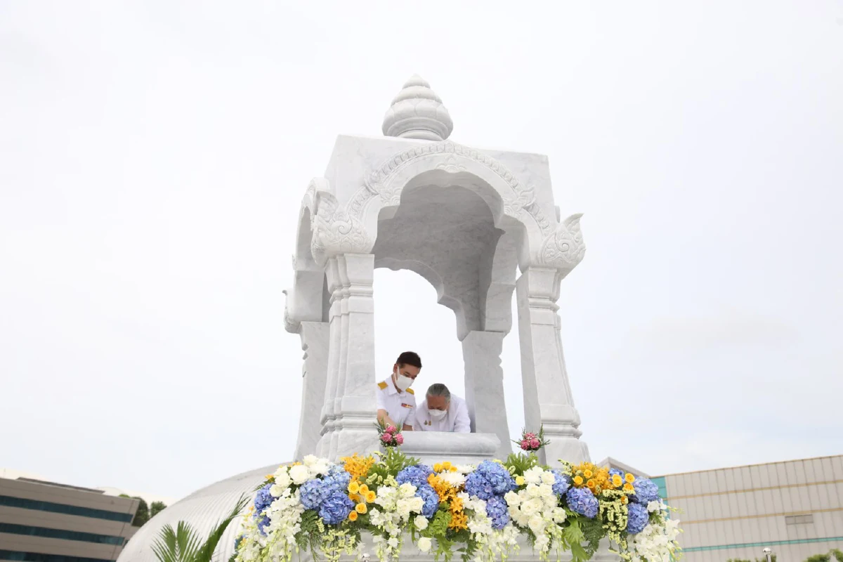 ธพส.บวงสรวง“องค์ท้าวมหาพรหม”อัศจรรย์เกิดพระอาทิตย์ทรงกลด