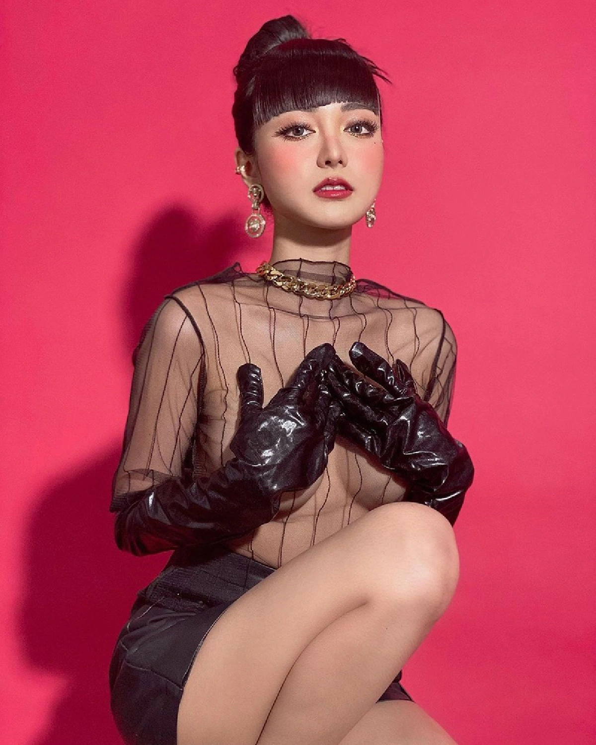 “เอื้อย” หวานใจ “อาร์ เดอะสตาร์” เปลือยอกในชุดซีทรู แซ่บสับๆ ทุกมุมมอง 