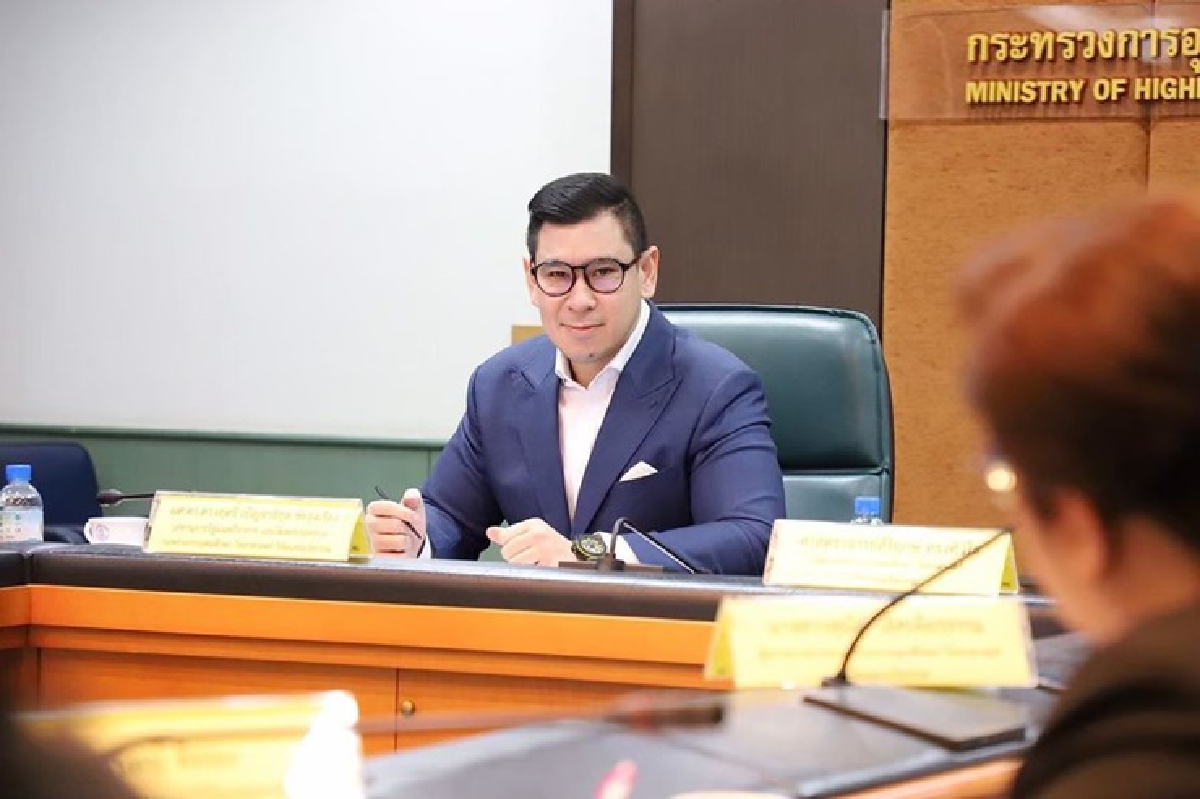 เตรียมเปิดสถาบันอุดมศึกษาทั่วประเทศ พ.ย.นี้ เตรียมเปิดสถาบันอุดมศึกษาทั่วประเทศ พ.ย.นี้