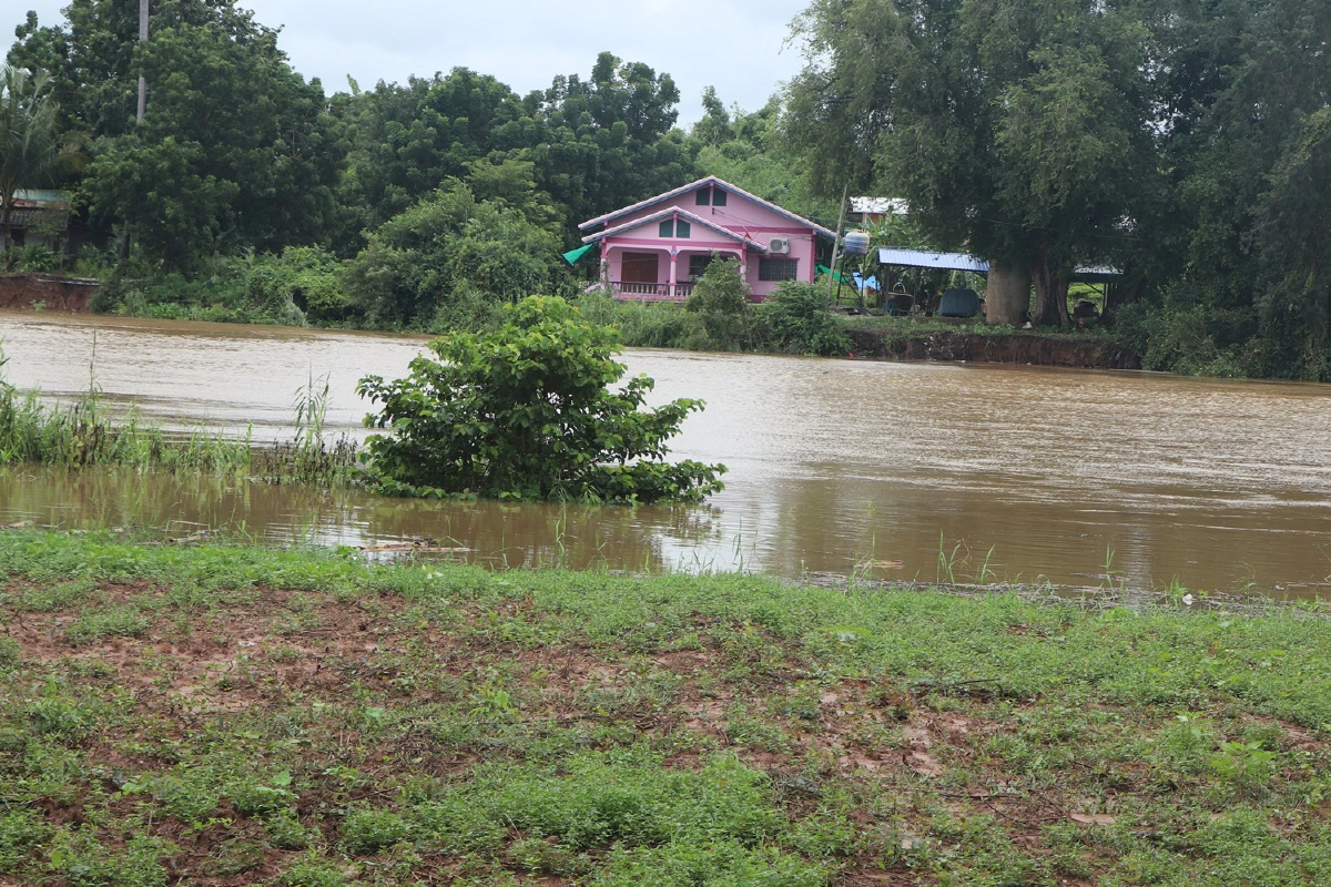 นครสวรรค์เตือนเฝ้าระวังแม่น้ำน่านจ่อล้นตลิ่ง