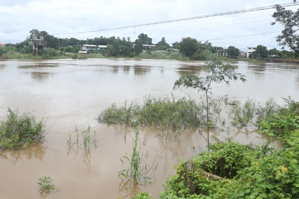 นครสวรรค์เตือนเฝ้าระวังแม่น้ำน่านจ่อล้นตลิ่ง