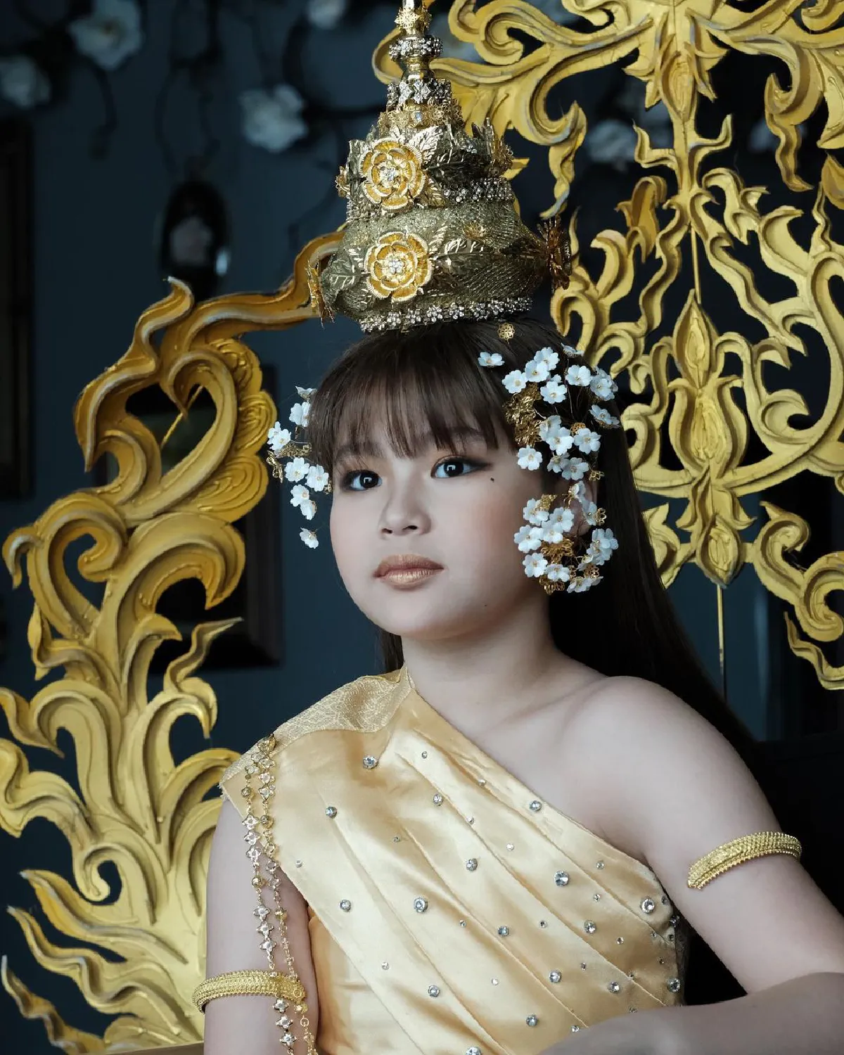  “น้องณิริน” สุดปัง! โคฟเวอร์ลุค “ลิซ่า BLACKPINK” มีความพีคโปรโมตลูกชิ้นยืนกินด้วย