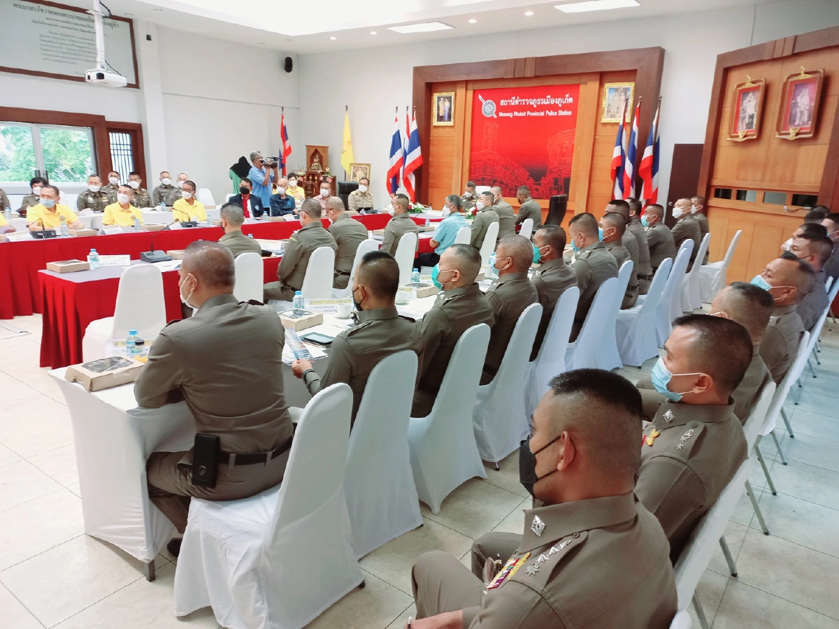 "บิ๊กปั๊ด"ห่วงภูเก็ตกำชับท่องเที่ยวต้องปลอดภัยรับเปิดประเทศ