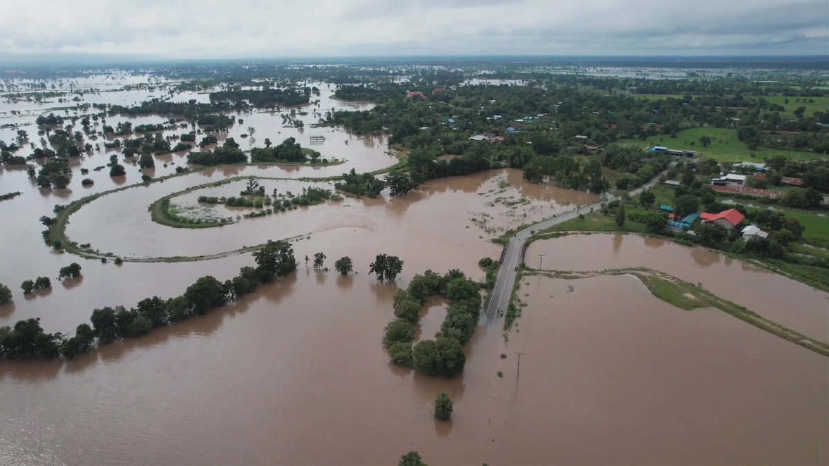 เปิดภาพล่าสุดอ่างเก็บน้ำลำเชียงไกรพังน้ำท่วมเป็นวงกว้างแล้ว