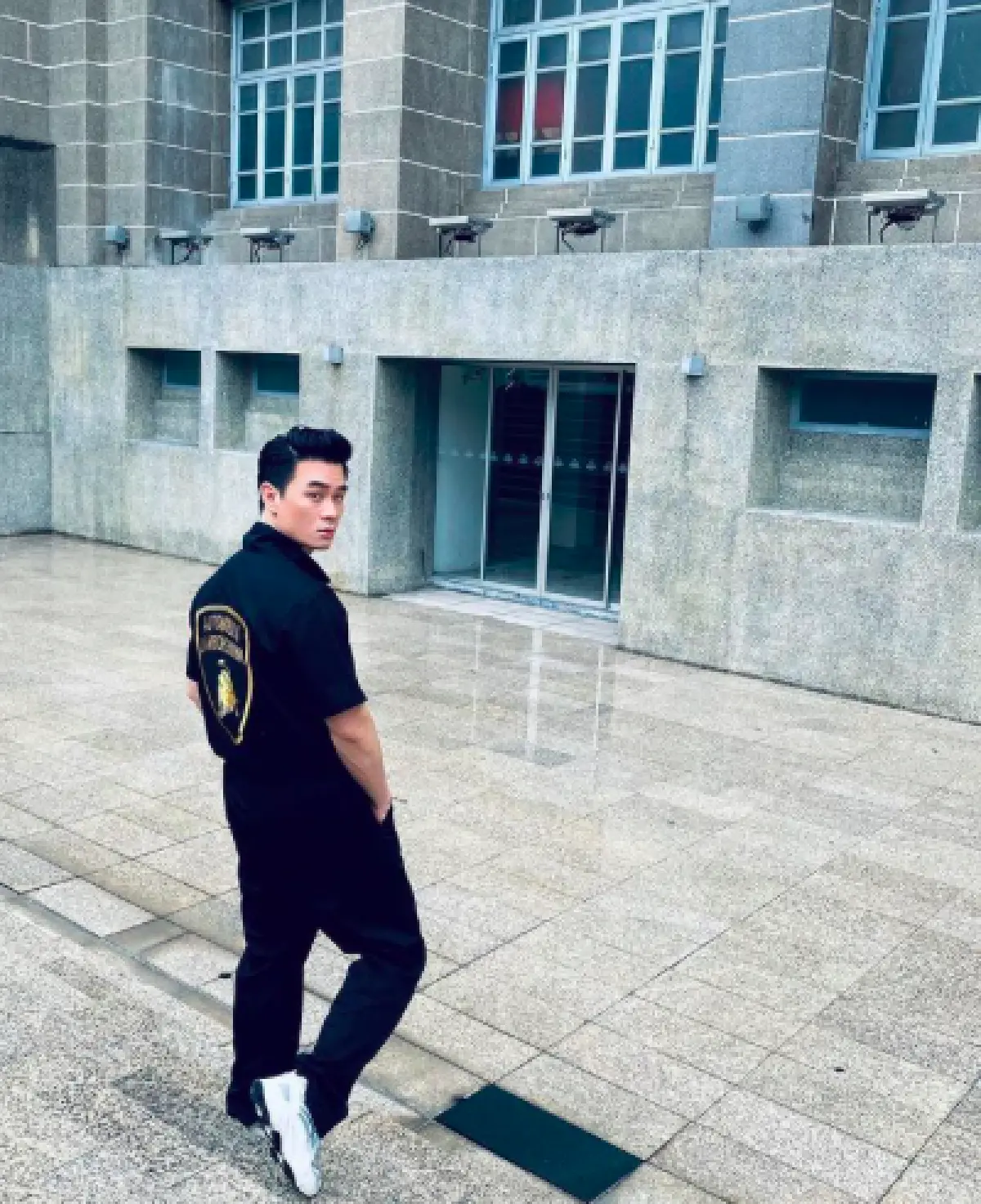 “น็อต วิศรุต” โดนแซวโป๊ะหนัก! แบบนี้เฉลยเพศลูกคนที่ 3 หรือเปล่า