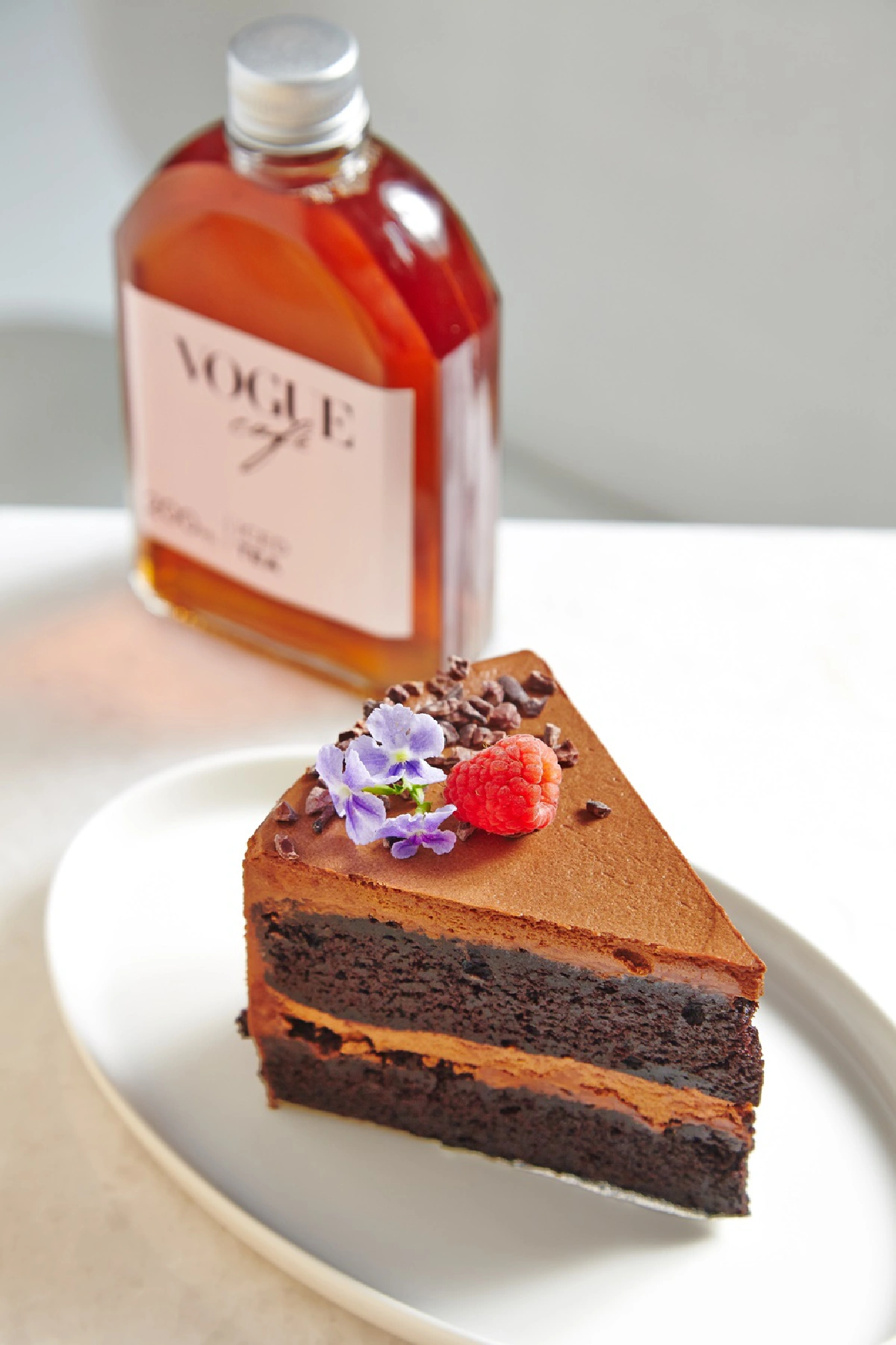 เปิดแล้ว Vogue Cafe แห่งแรกในกรุงเทพฯ 