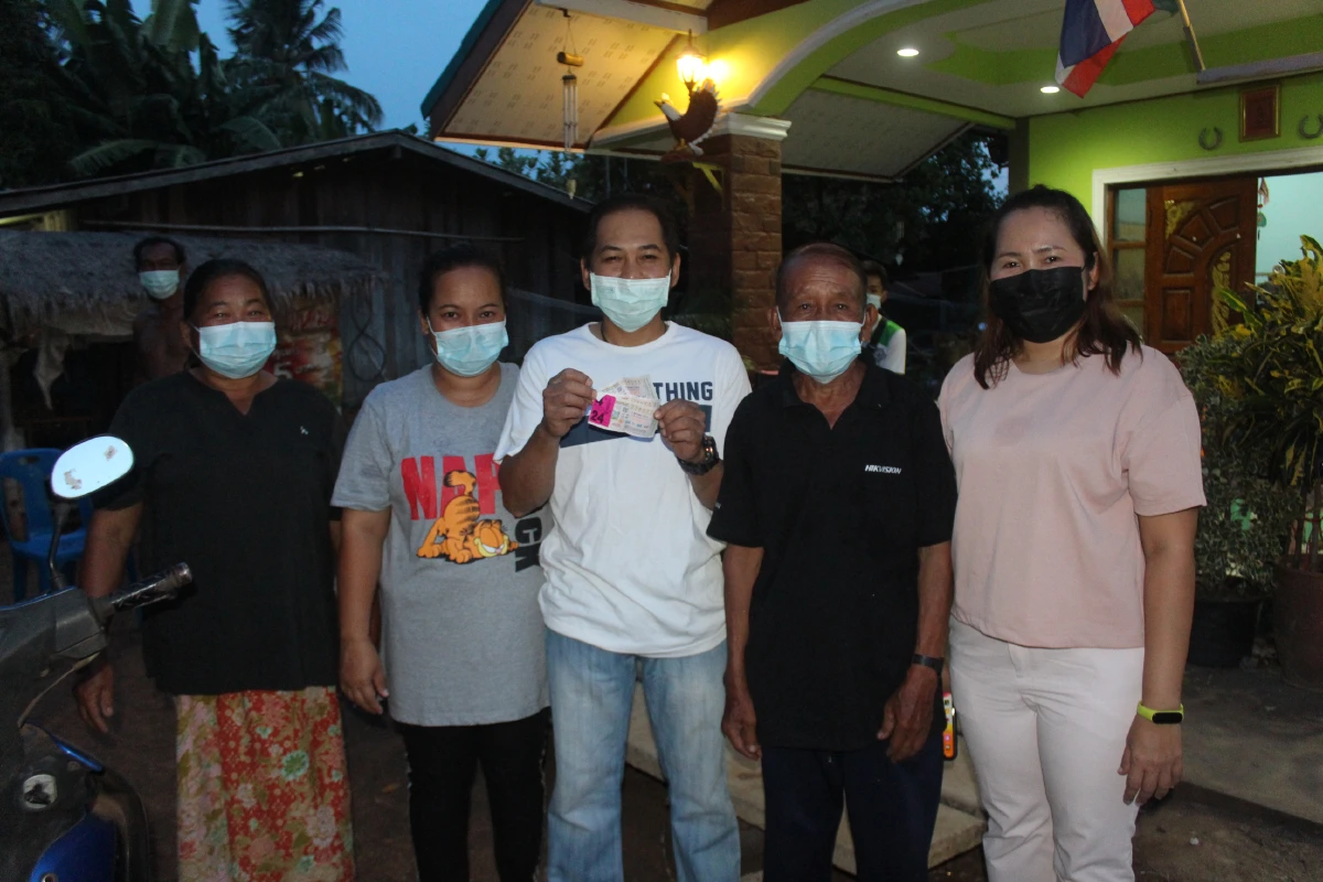 หนุ่มโรงแป้งสุดเฮง ถูกรางวัลที่ 1รับเละ24 ล้าน