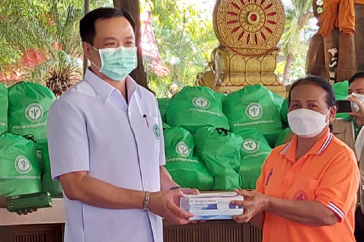 อนุทินย้ำผู้ปกครองอย่าวิตกวัคซีนโควิด12ปีขึ้นไปปลอดภัยทุกคน อนุทินย้ำผู้ปกครองอย่าวิตกวัคซีนโควิด12ปีขึ้นไปปลอดภัยทุกคน