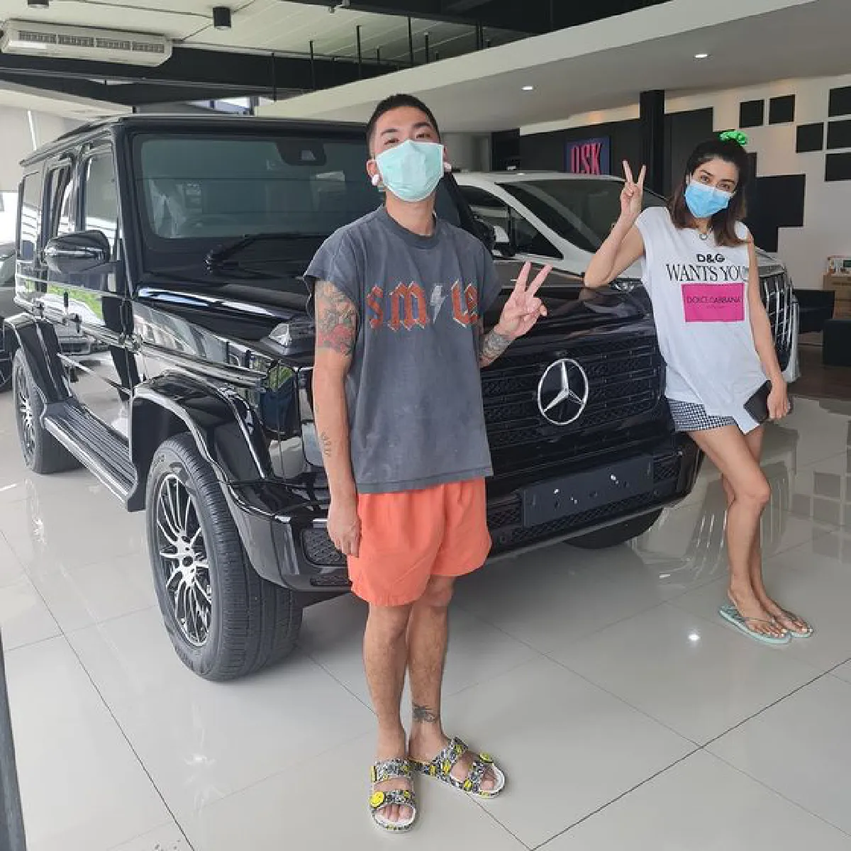 "แจ๊ส ชวนชื่น" จัดรถหรูป้ายแดงราคาแรงมาก แถมเลขทะเบียนก็ยังสวยมากด้วย