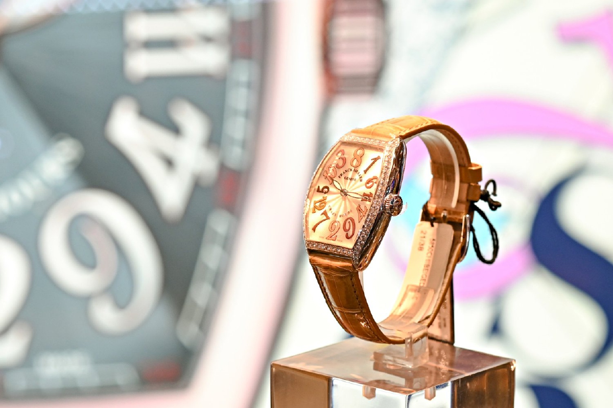 Central International Watch Fair 2021 รวมนาฬิกาแบรนด์ดังกว่า 100 แบรนด์ทั่วโลก และลิมิเต็ด เอดิชั่น เพียงเรือนเดียวในไทย Central International Watch Fair 2021 รวมนาฬิกาแบรนด์ดังกว่า 100 แบรนด์ทั่วโลก และลิมิเต็ด เอดิชั่น เพียงเรือนเดียวในไทย