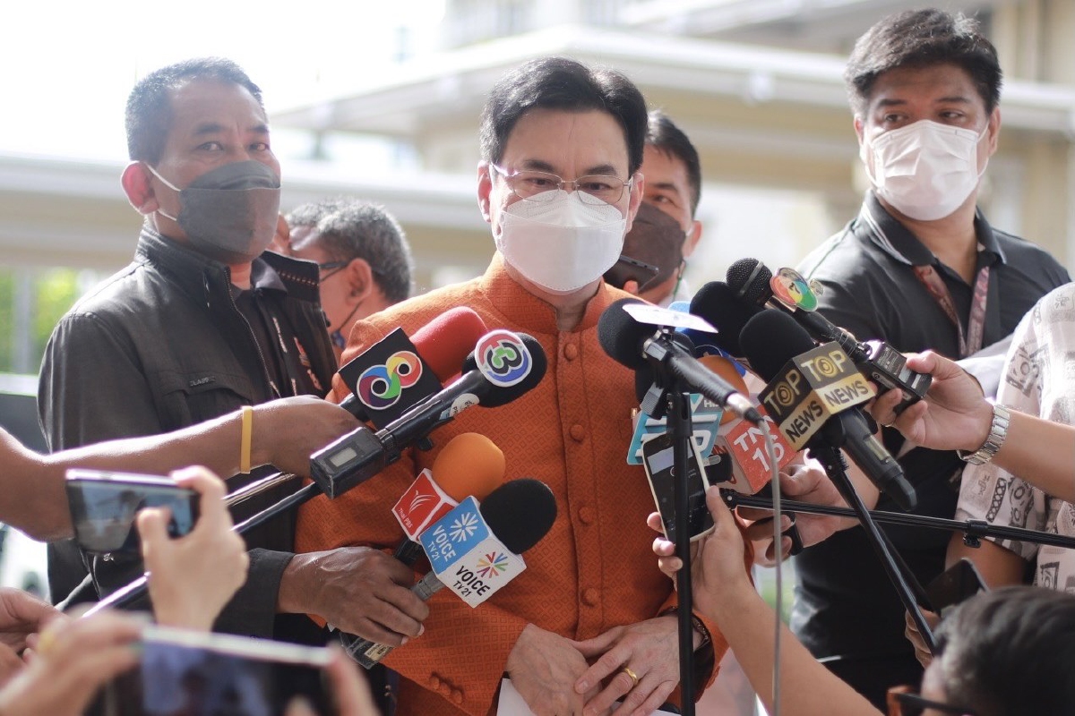 ปชป.เผยเตรียมผู้สมัครพร้อมเลือกตั้งเกือบ100% ปชป.เผยเตรียมผู้สมัครพร้อมเลือกตั้งเกือบ100%