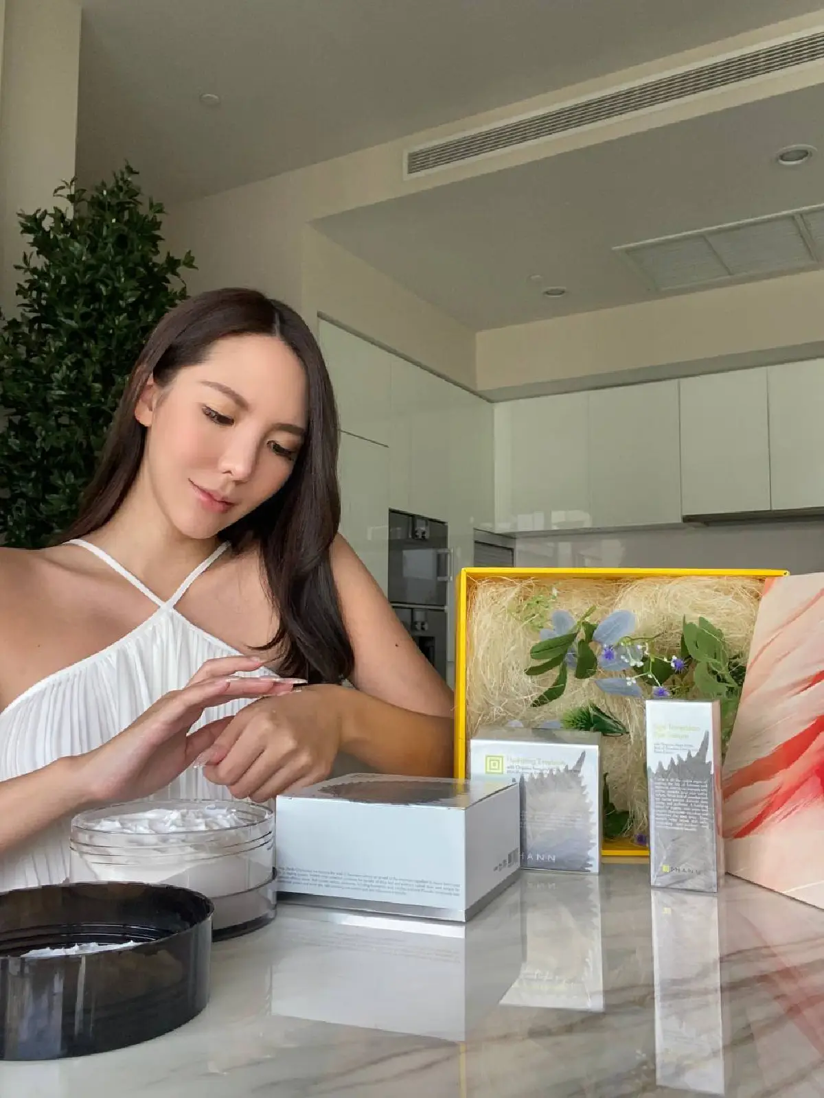 How to ดูแลผิวขาดน้ำให้คืนความมีชีวิตชีวา