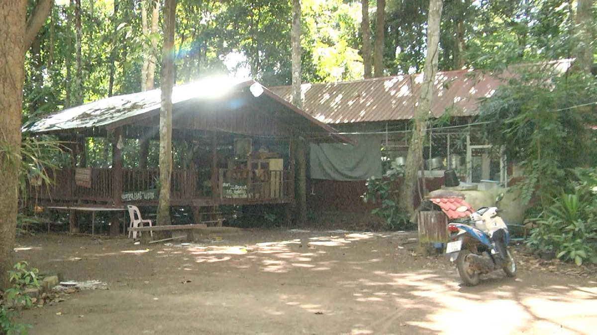 ชาวบ้านไล่พระออกจากสำนักสงฆ์ปมไม่ให้สร้างเมรุเผาศพ