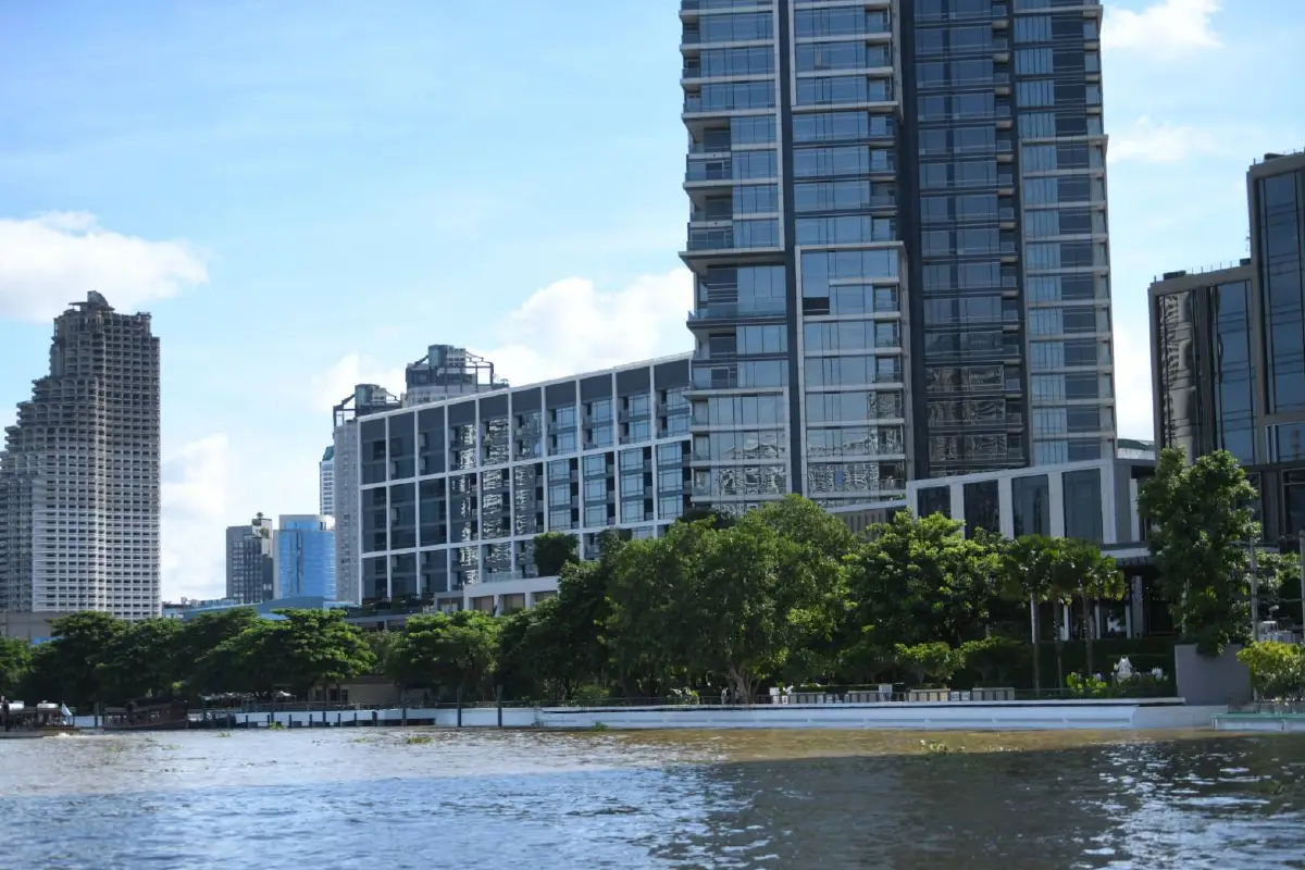 กทม.สำรวจแนวป้องกันน้ำท่วมริมสองฝั่งเจ้าพระยารับมือน้ำเหนือ