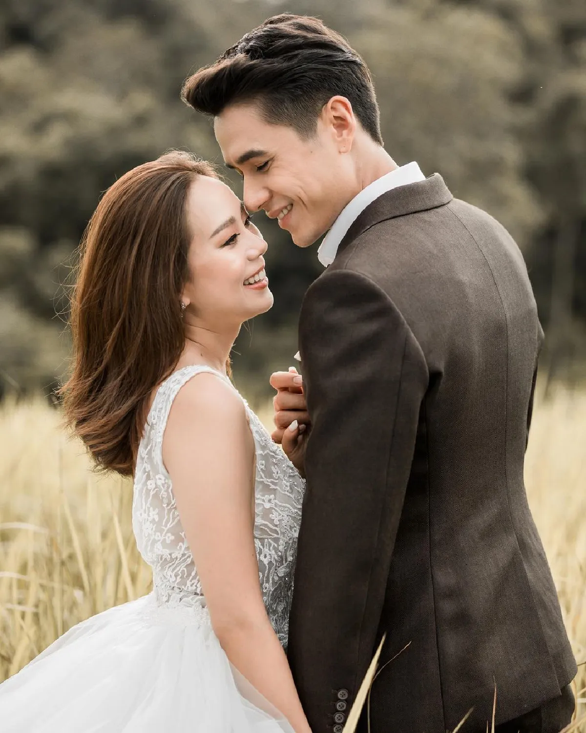 หวานฉ่ำ! “นิว ชัยพล” ควง “เมษา” ถ่ายพรีเวดดิ้งที่เขาใหญ่ สุดโรแมนติก