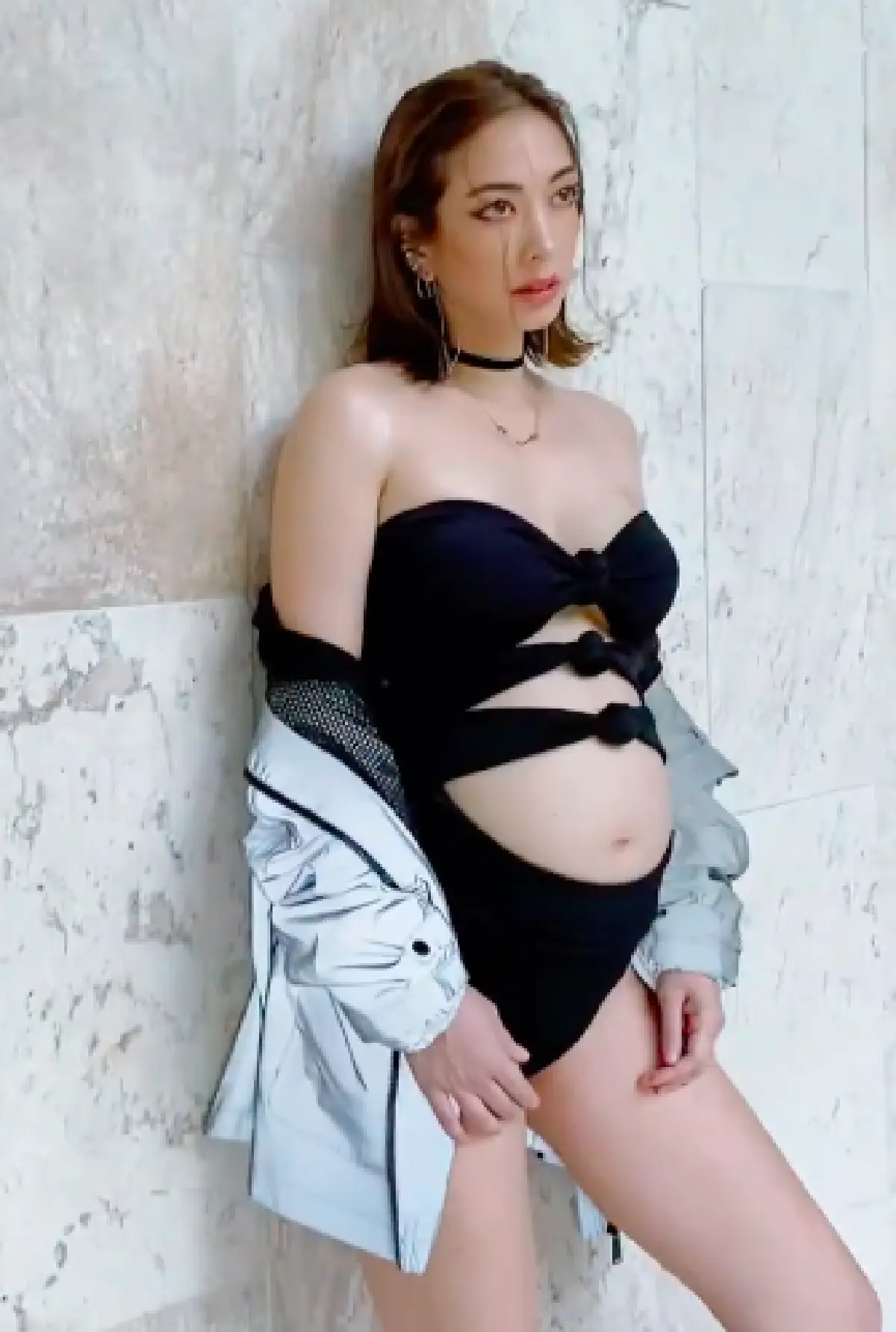 “แป้ง อรจิรา” อุ้มท้องถ่ายแฟชั่นว่าที่คุณแม่ สวยและปังมากทุกลุค