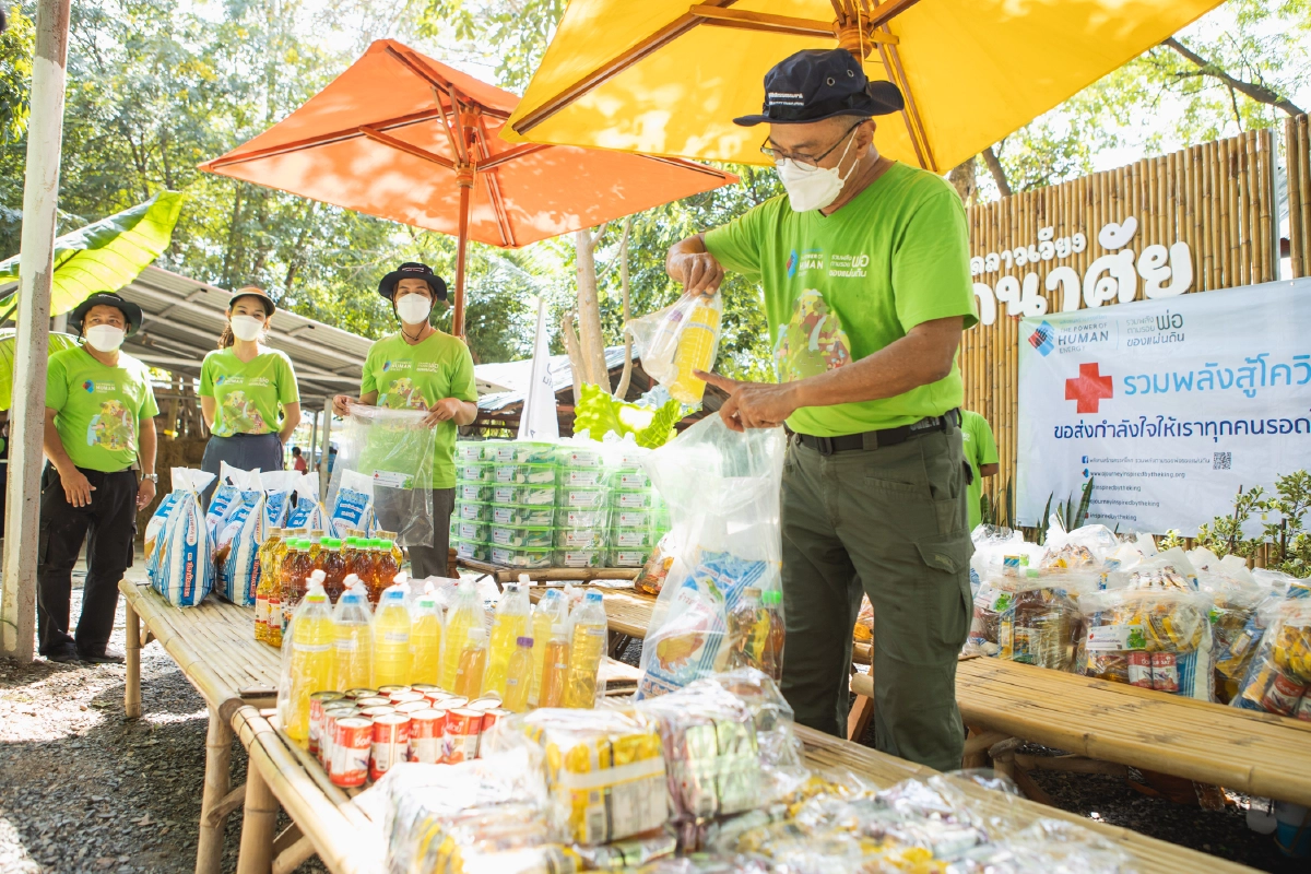 โครงการ"ตามรอยพ่อฯ"จับมือพันธมิตรช่วยเหยื่อน้ำท่วมลุ่มน้ำป่าสัก