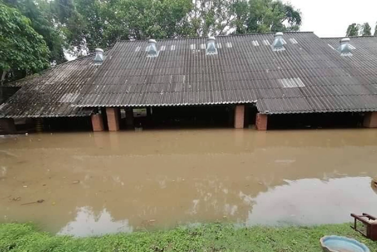 น้ำป่าโคราชท่วมพระนอนอายุ1,300 ปีใหญ่ที่สุดในประเทศไทย