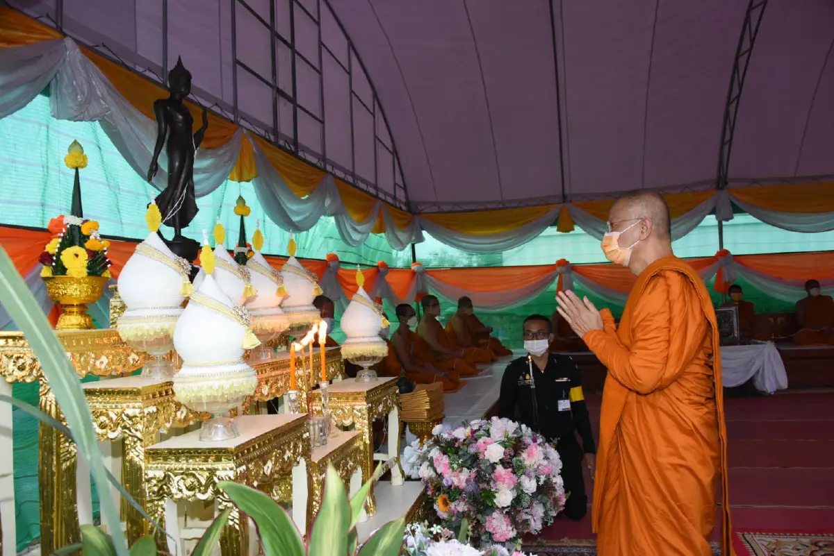 สมเด็จพระมหาวีรวงศ์-ปลัดมท.ร่วมพิธีวันคล้ายวันพระบรมราชสมภพ 217 ปี ร.4